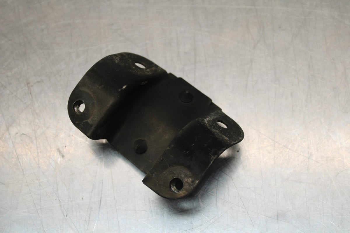 2006 Suzuki Boulevard C90 MOUNT BRACKETS BB849