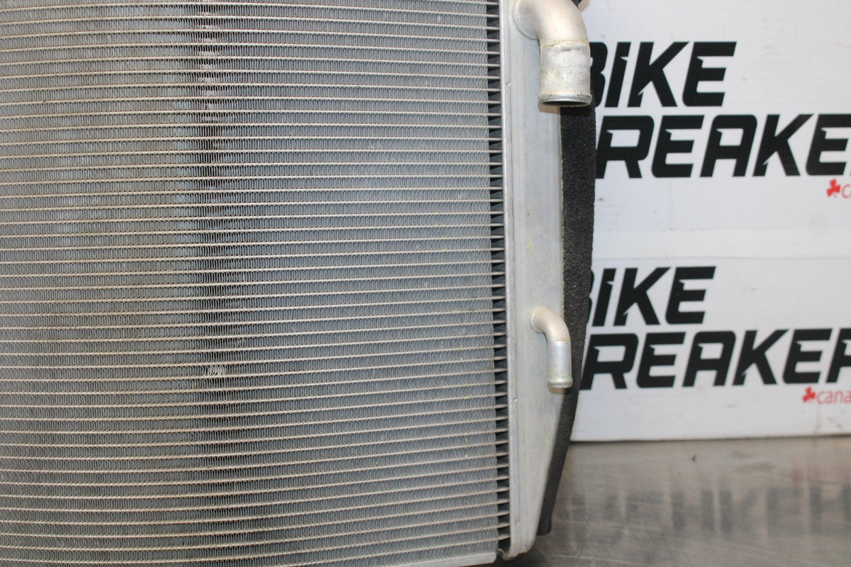 08 KAWASAKI NINJA ZX10R ENGINE RADIATOR MOTOR COOLER COOLING RADIATER BB902