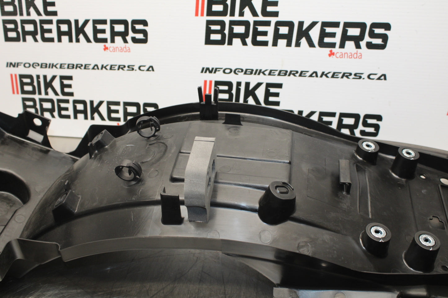 23-24 KAWASAKI NINJA ZX14R NEW!! REAR BACK TAIL UNDERTAIL FAIRING FENDER BB153