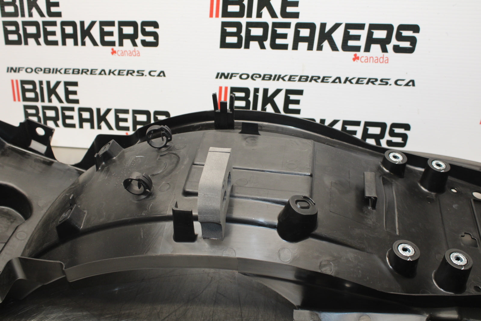 23-24 KAWASAKI NINJA ZX14R NEW!! REAR BACK TAIL UNDERTAIL FAIRING FENDER BB153