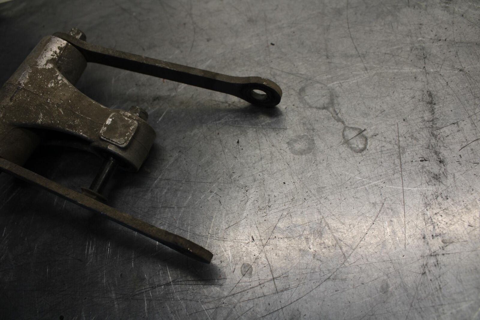 89-90 YAMAHA FZR600 REAR DOGBONE SHOCK LINKAGE LINK BB76