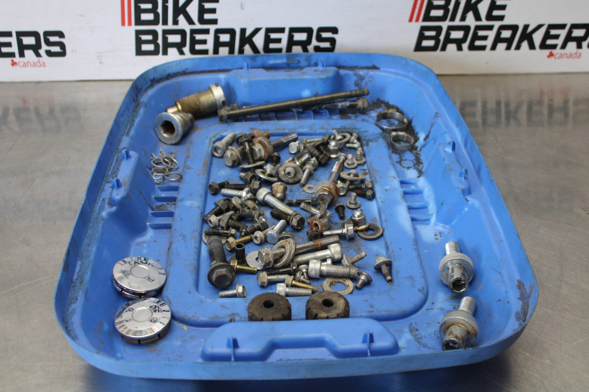 03-08 HONDA VTX1300C MOUNTING BOLTS HARDWARE SCREWS BB868