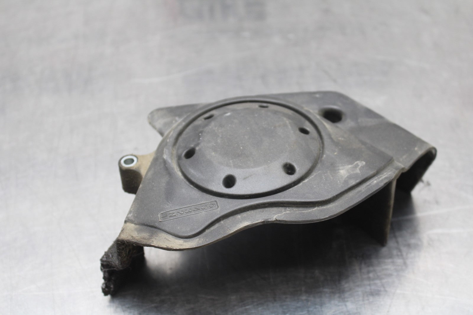 09-10 KAWASAKI ER-6N ENGINE SPROCKET COVER BB205