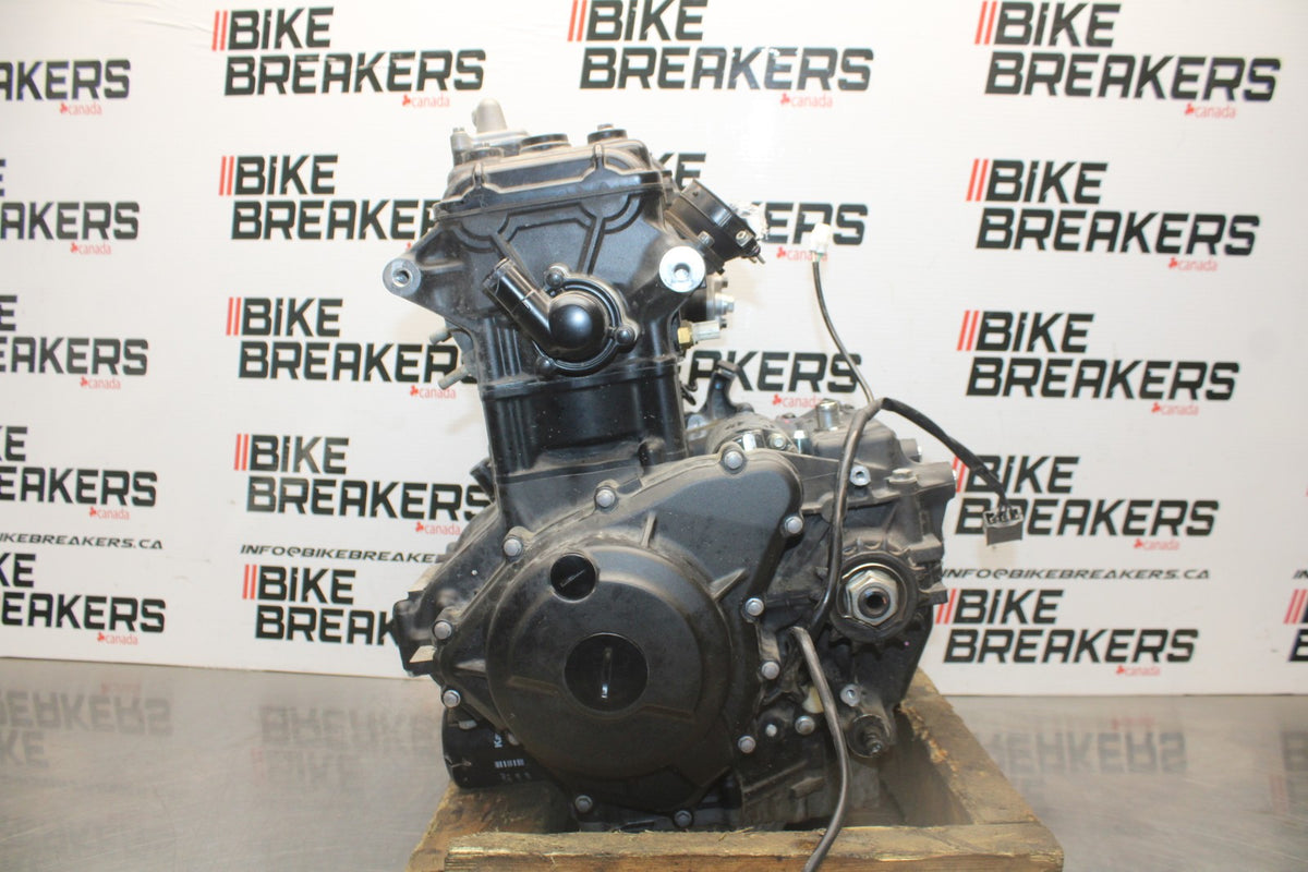 18-26 KAWASAKI Z400 9,658KM!! ENGINE MOTOR BB852