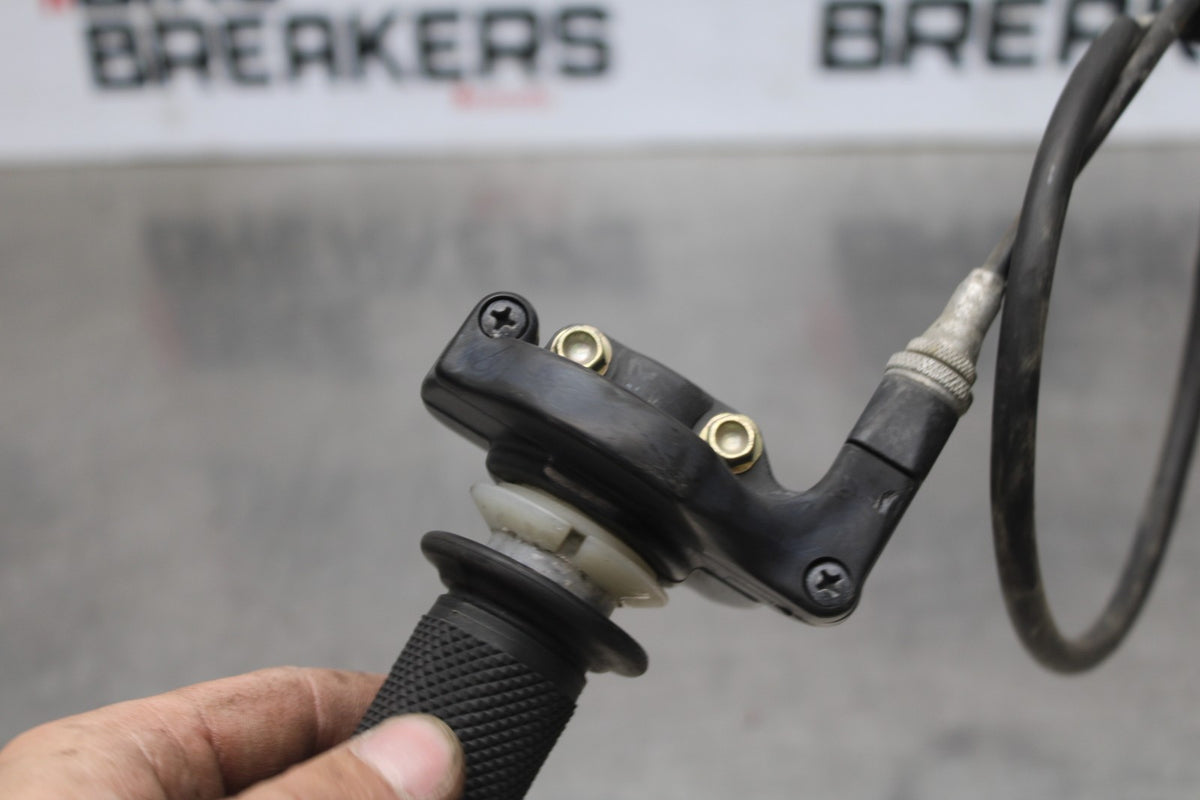 05 DUCATI SUPERSPORT 800 THROTTLE CABLE LINE HOUSING GUIDE BB913