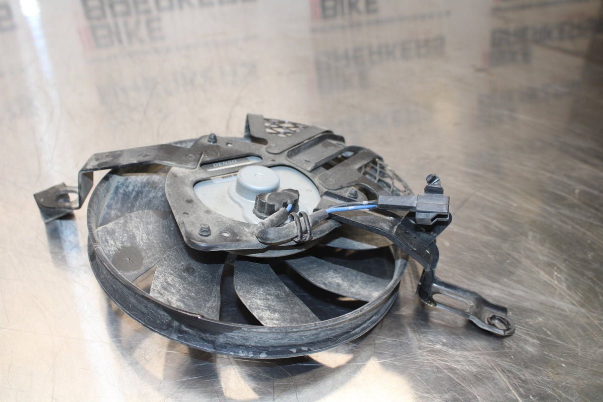 11 SUZUKI GSXR1000 ENGINE RADIATOR COOLING FAN BB142