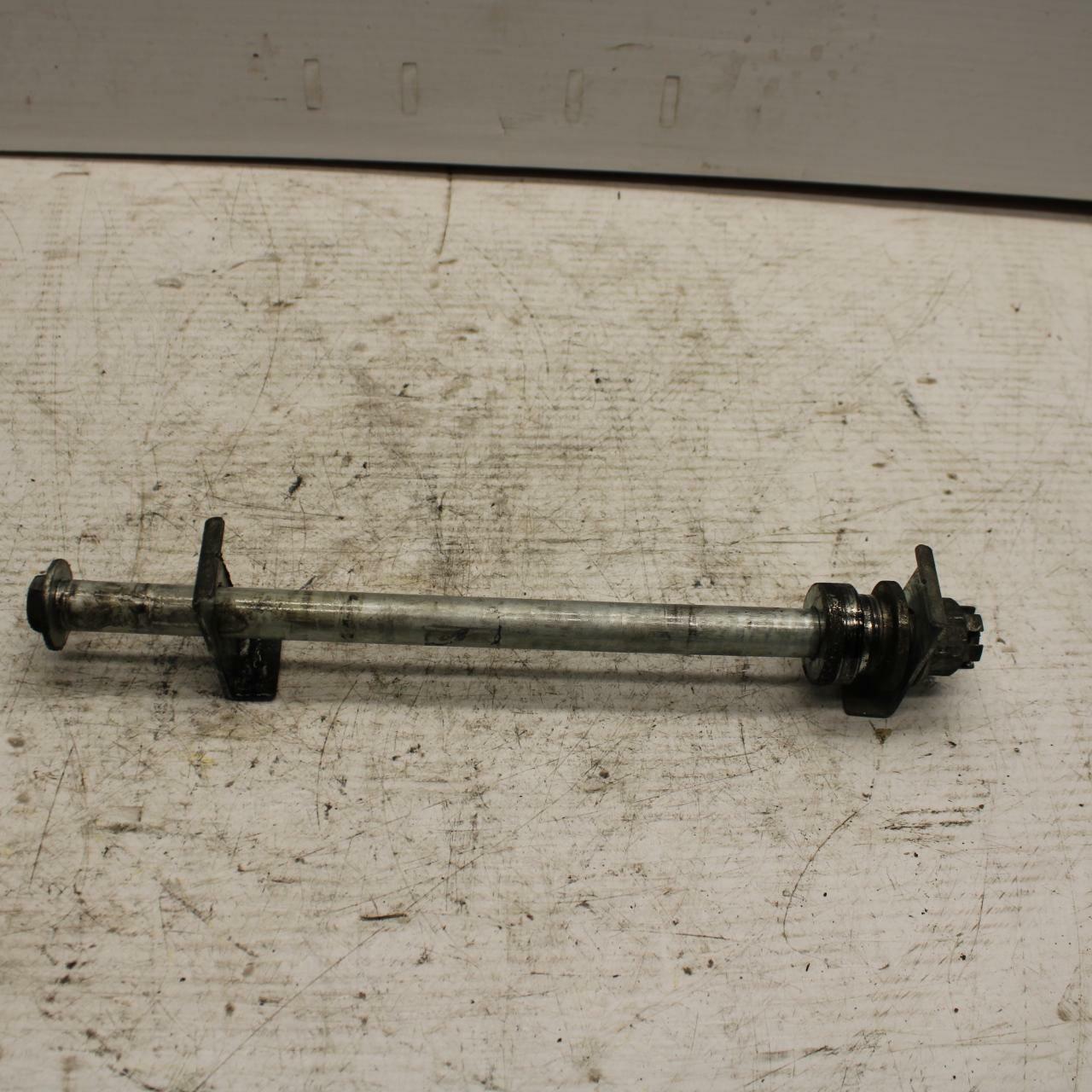 90-07 KAWASAKI ZZR 250 REAR AXLE BACK WHEEL RIM PIVOT BOLT AXEL BB298