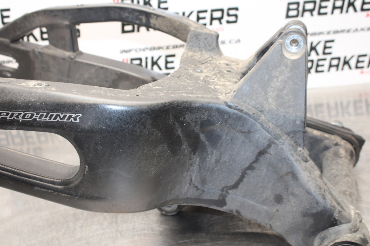 06-07 HONDA CBR1000RR REAR SWINGARM BACK SUSPENSION SWING ARM BB166