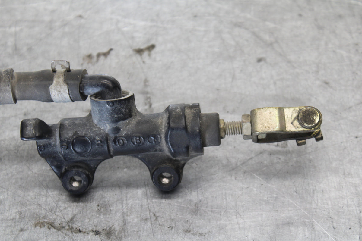 01-06 TRIUMPH TIGER 955I REAR BACK BRAKE MASTER CYLINDER W RESERVOIR  BB693
