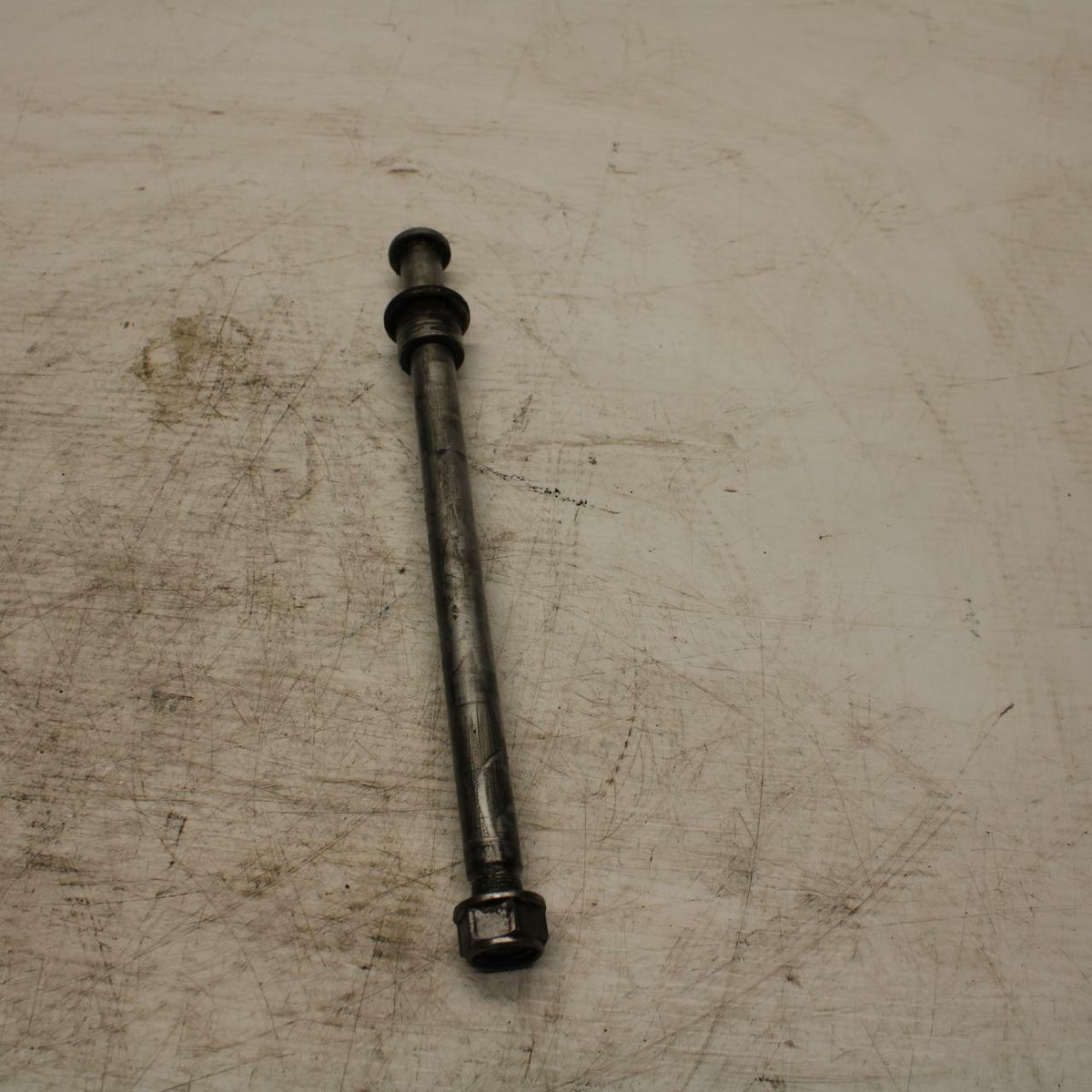 03-08 HONDA VTX1300C REAR AXLE BACK WHEEL RIM PIVOT BOLT AXEL BB287
