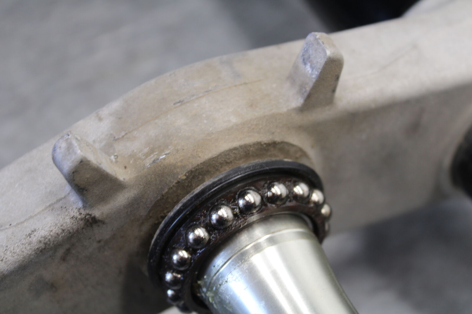 16 KAWASAKI NINJA ZX10R COMPLETE FRONT END FORKS SUSPENSION TRIPLE BB650