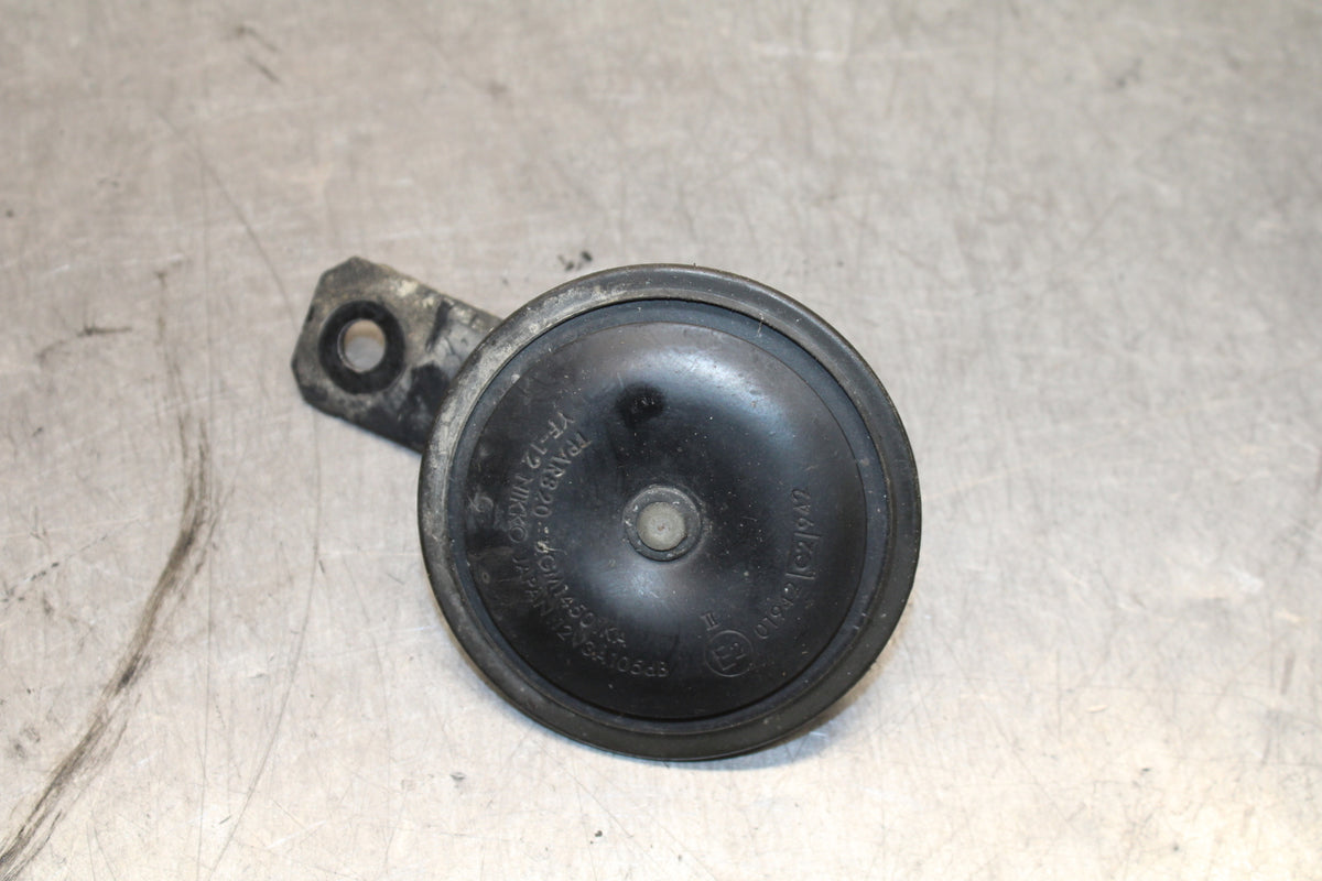03-04 TRIUMPH DAYTONA 600 HORN SIGNAL BB745