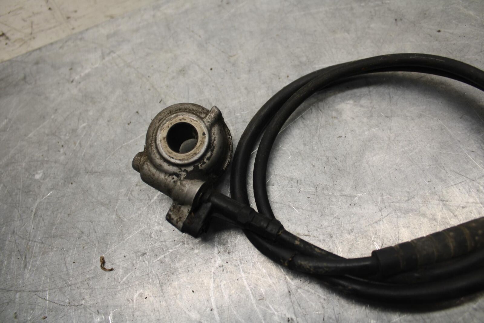1984 Honda Interceptor 750 VF750F SPEED DRIVE GEAR HUB with CABLE BB38