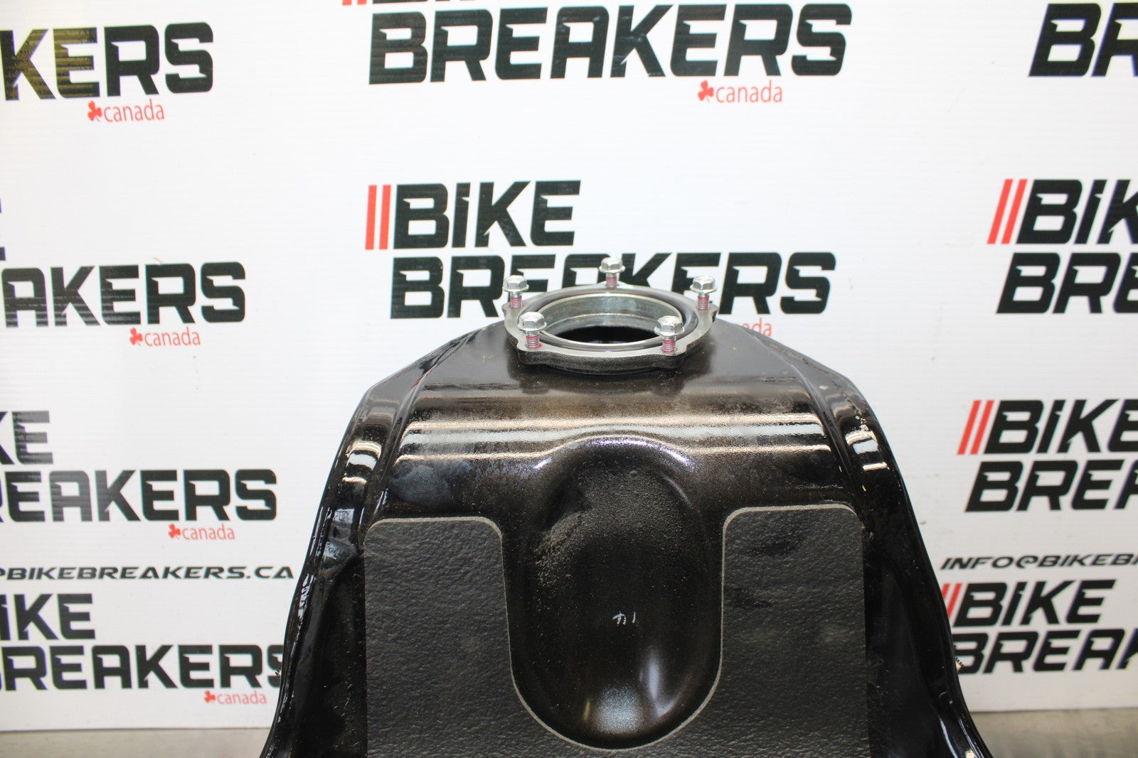 21-23 KAWASAKI NINJA ZX6R GAS TANK FUEL CELL PETROL RESERVOIR BB179