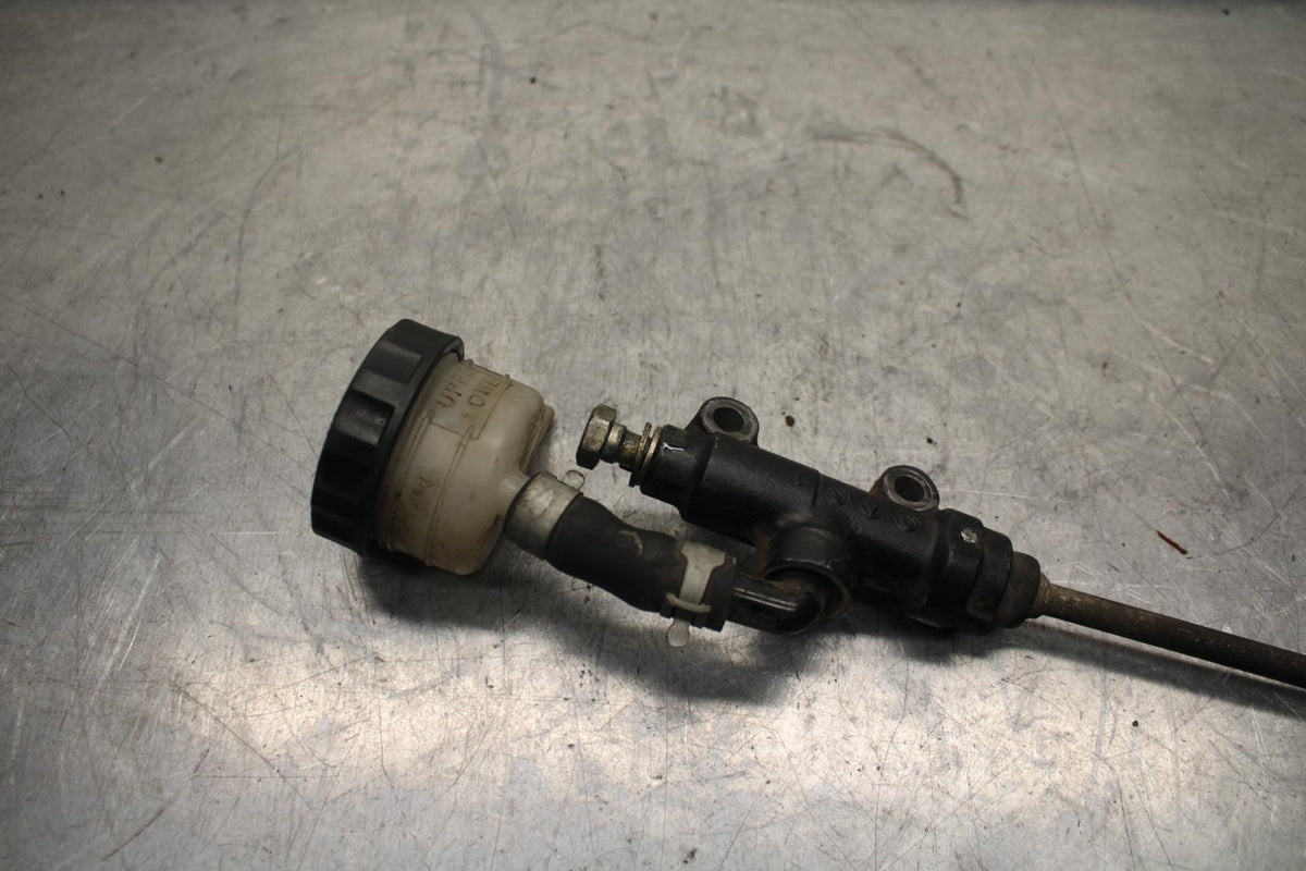 1985 Kawasaki Ninja 900R ZX900A REAR BACK BRAKE MASTER CYLINDER BB84