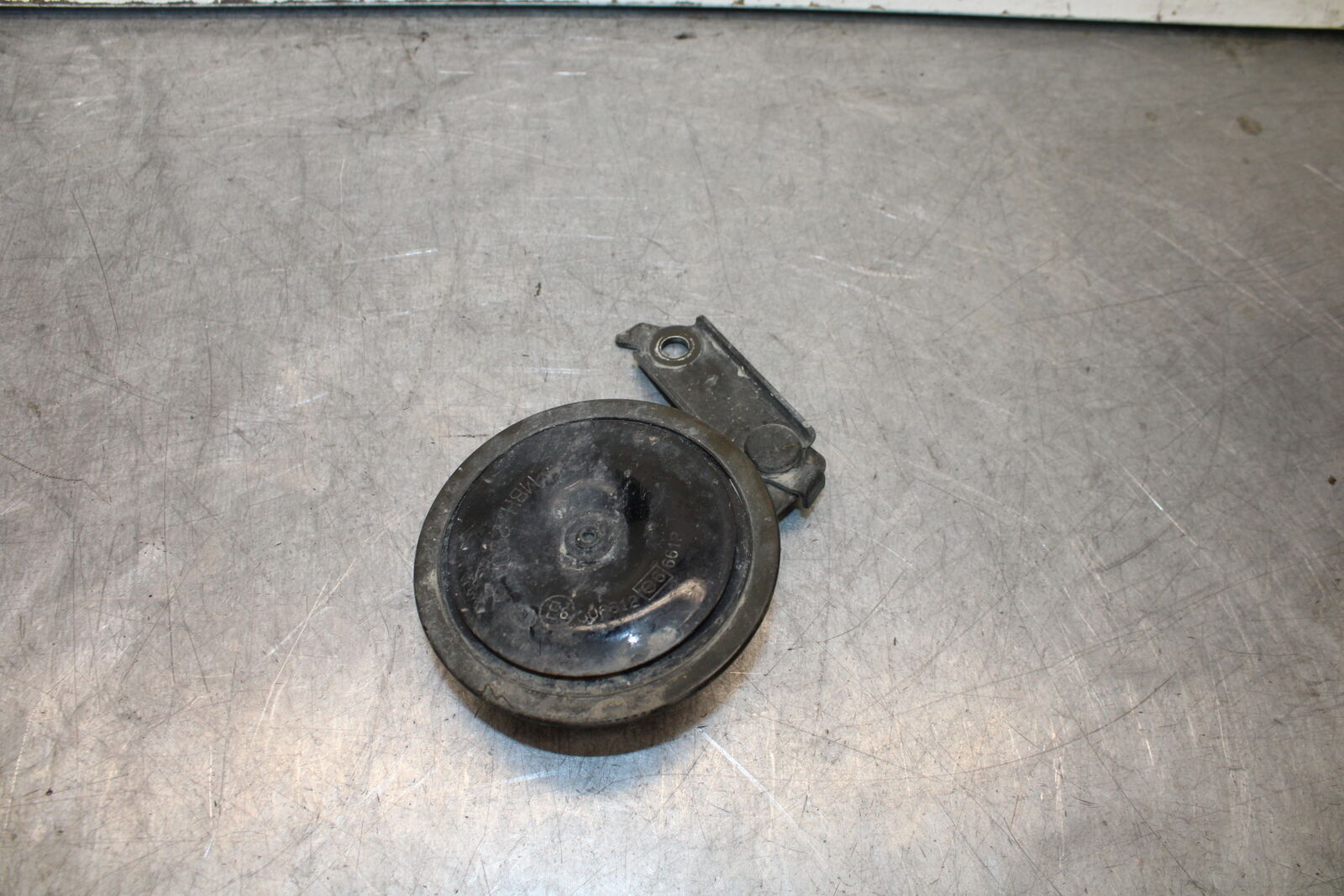 05-06 HONDA CBR600RR HORN SIGNAL 38110-MR5-871  BB655