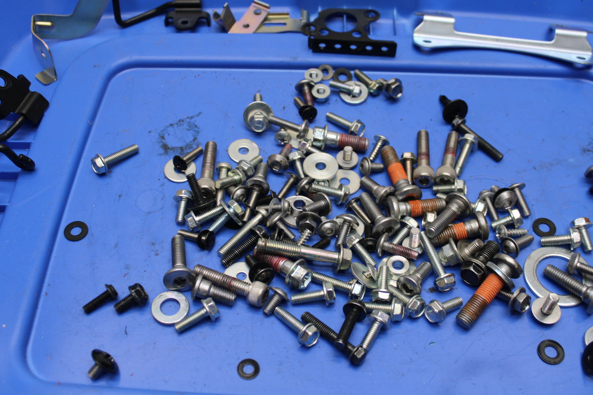 23-24 KAWASAKI NINJA ZX14R MOUNTING BOLTS HARDWARE MOTOR SCREWS BB141