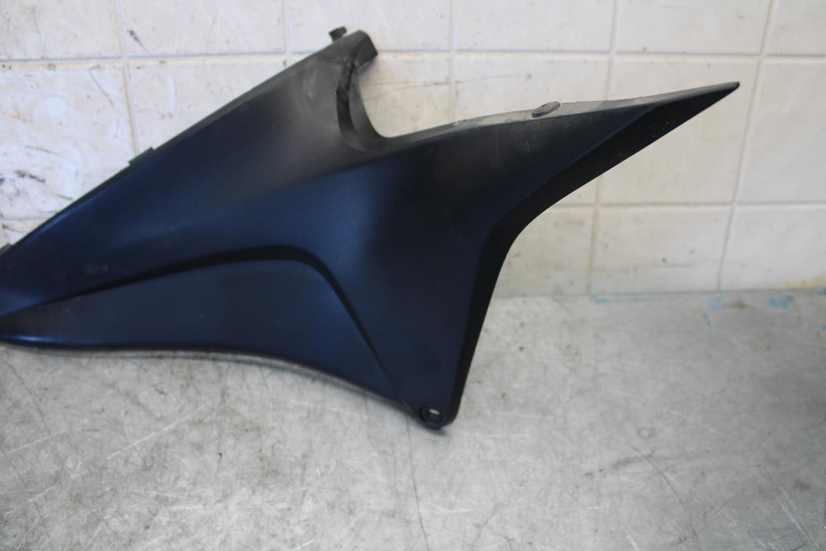 2007 Honda CBR600RR LEFT FRONT SIDE SEAT SADDLE PANEL TRIM COWL FAIRING BB536