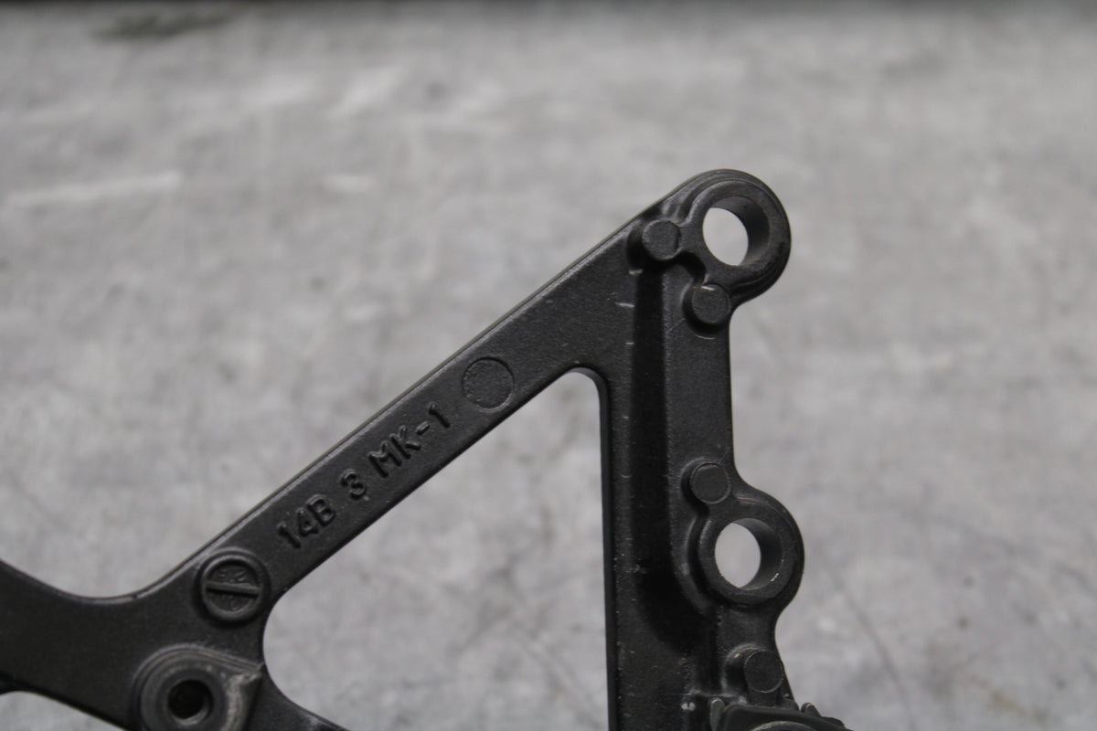 09-14 YAMAHA YZF R1 RIGHT REARSET REAR SET DRIVER FOOT PEG REST STOP BB118