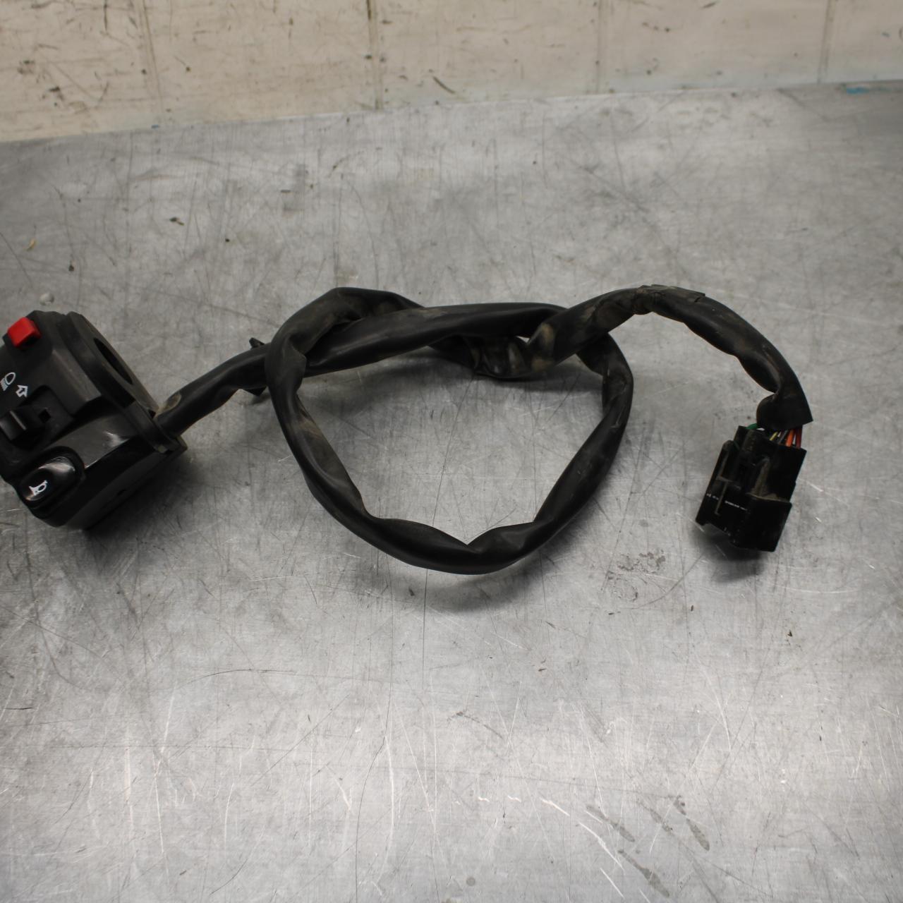 15-17 KAWASAKI EX 650 NINJA  EX 650 ABS LEFT  HANDLE HORN SIGNALS SWITCH  BB494