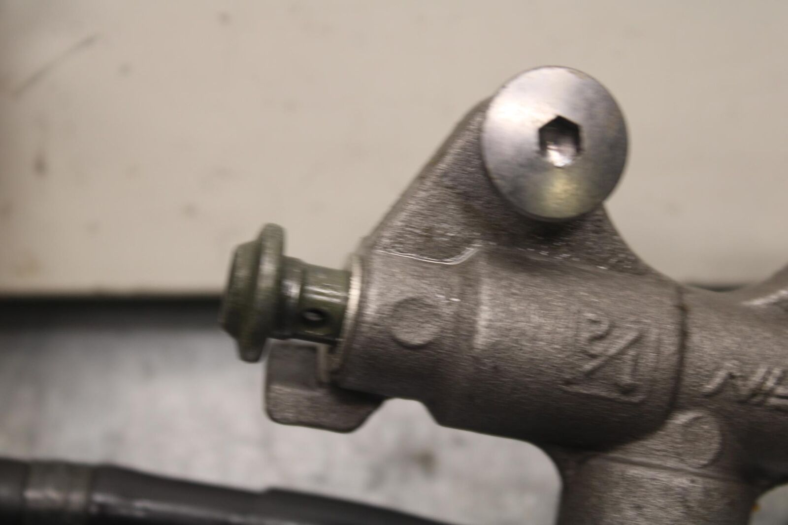 2007 Yamaha YZF R6 REAR BACK BRAKE MASTER CYLINDER BB80