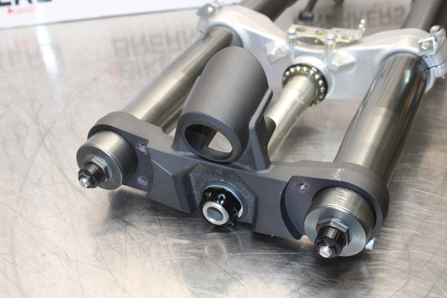 23-24 KAWASAKI NINJA ZX14R FRONT END FORKS SUSPENSION TRIPLE TREES/ AXLE BB153