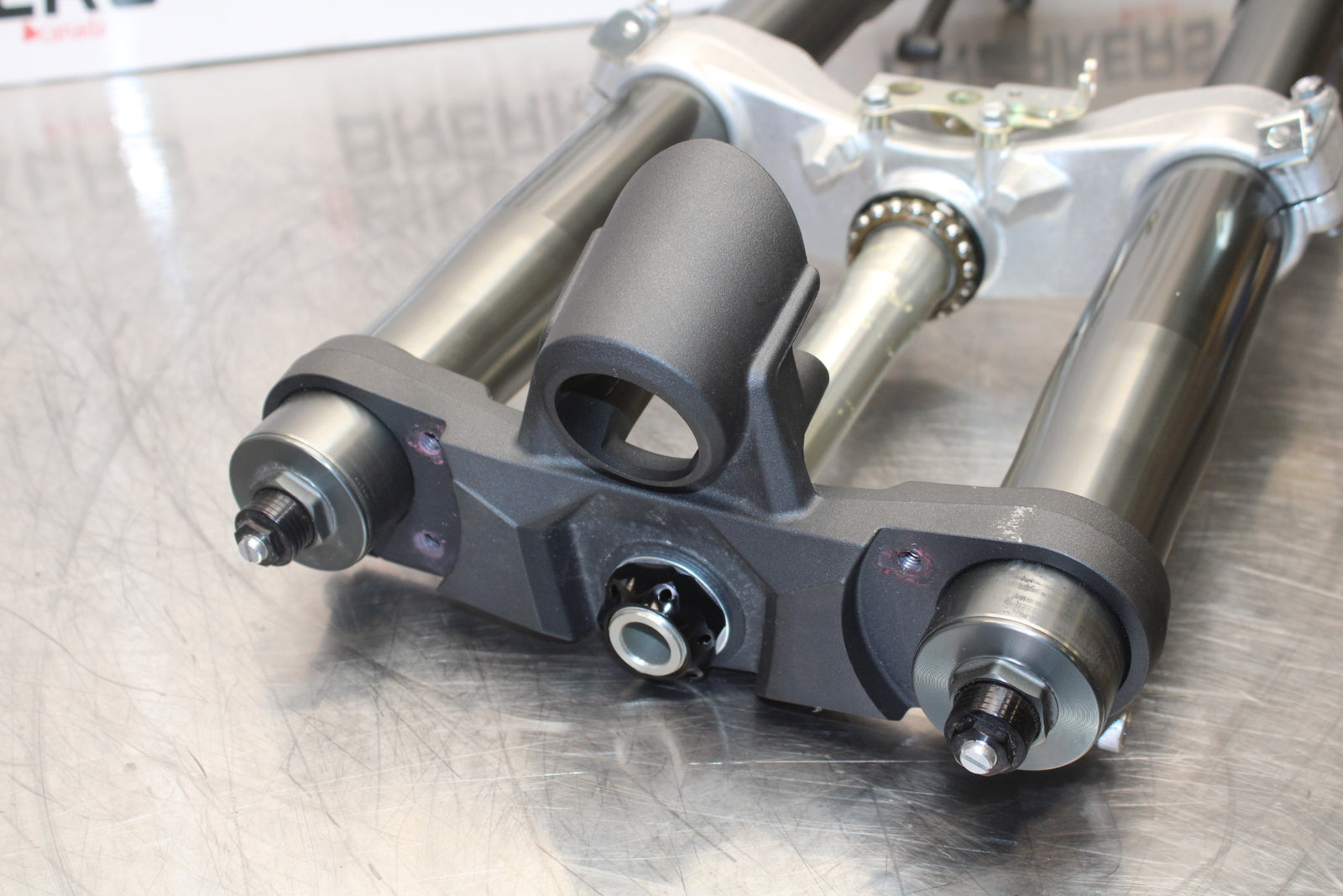 23-24 KAWASAKI NINJA ZX14R FRONT END FORKS SUSPENSION TRIPLE TREES/ AXLE BB153