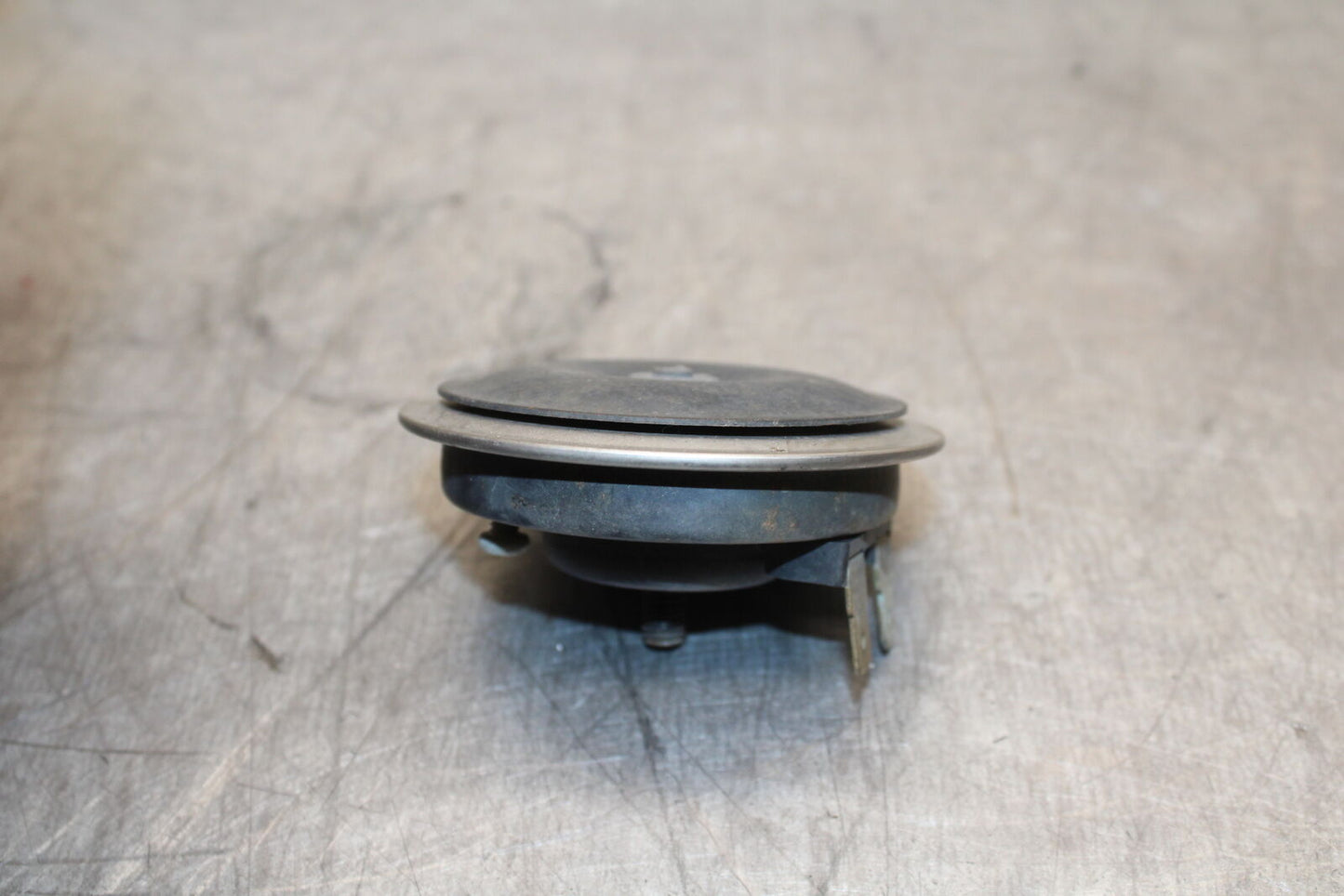 12-17 KAWASAKI ER-6N Z650 HORN SIGNAL BB709