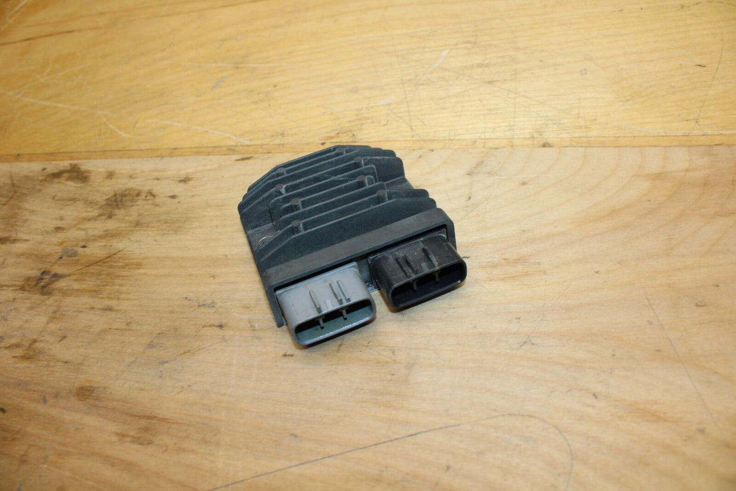 13-15 HONDA CBR500R RECTIFIER VOLTAGE REGULATOR 31600-MGZ-J01 BB315