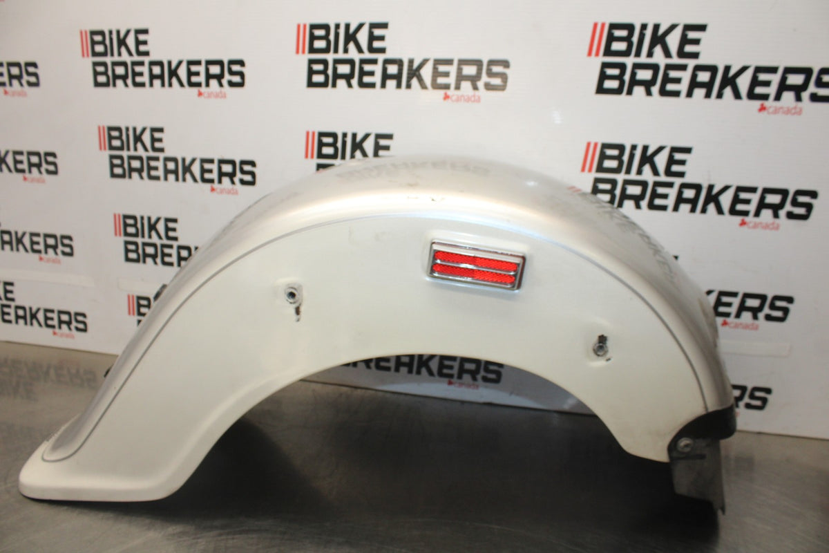 05-09 SUZUKI BOULEVARD C90 REAR BACK WHEEL FENDER MUD GUARD BB918
