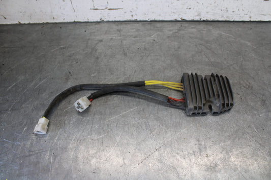 01-06 TRIUMPH TIGER 955I RECTIFIER VOLTAGE REGULATOR BB693