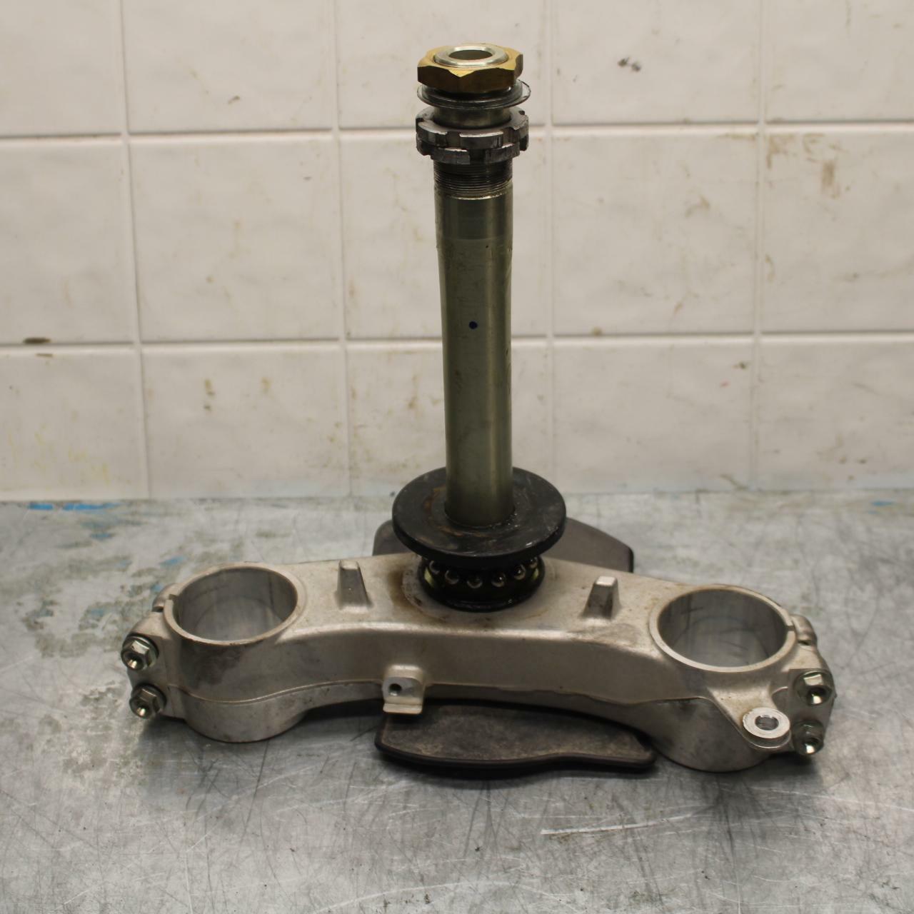 15-21 SUZUKI GSXR600 FRONT FORKS CLAMP LOWER TRIPLE TREE STEM BB418