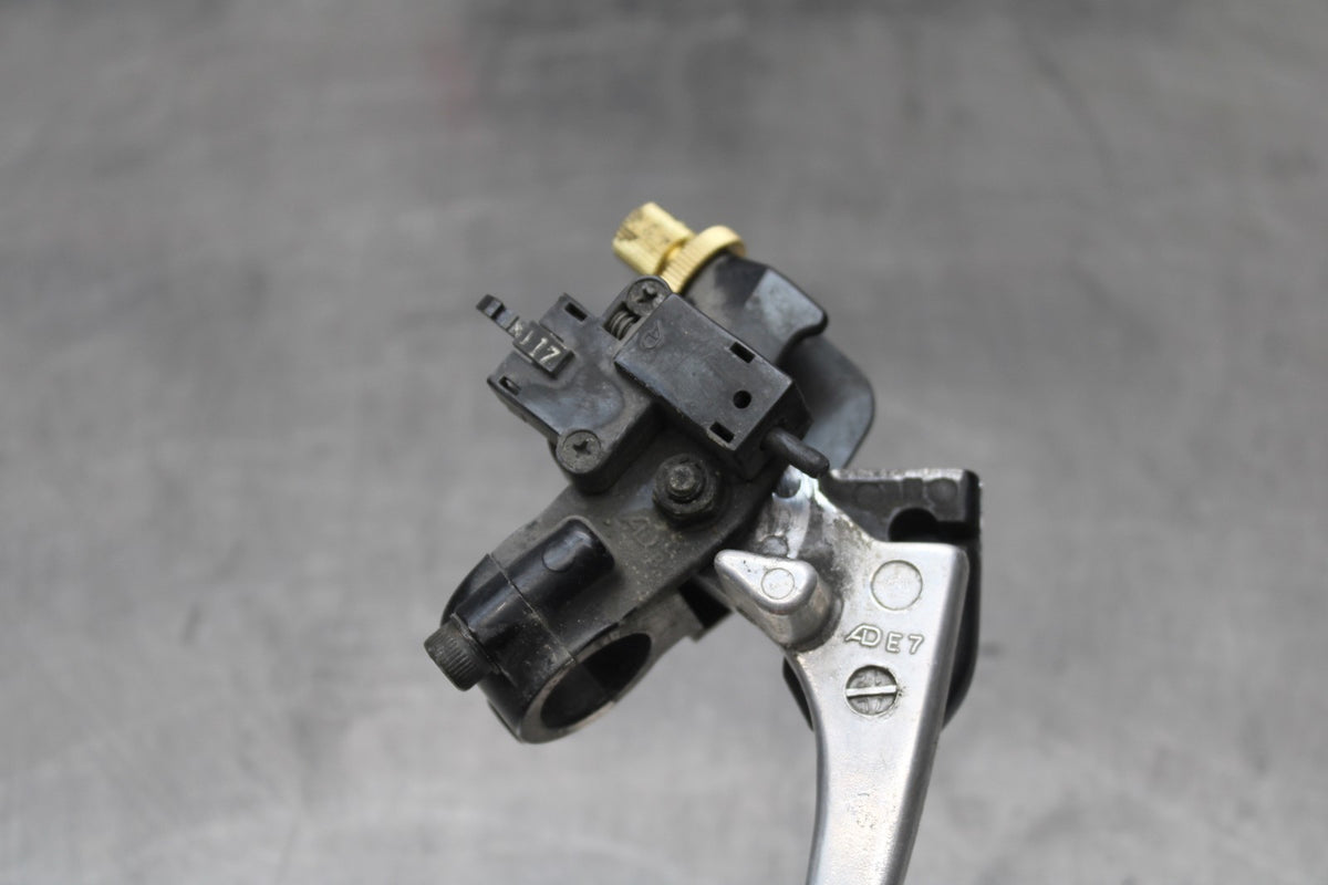98 KAWASAKI NINJA ZX6 CLUTCH PERCH MOUNT WITH LEVER  BB870