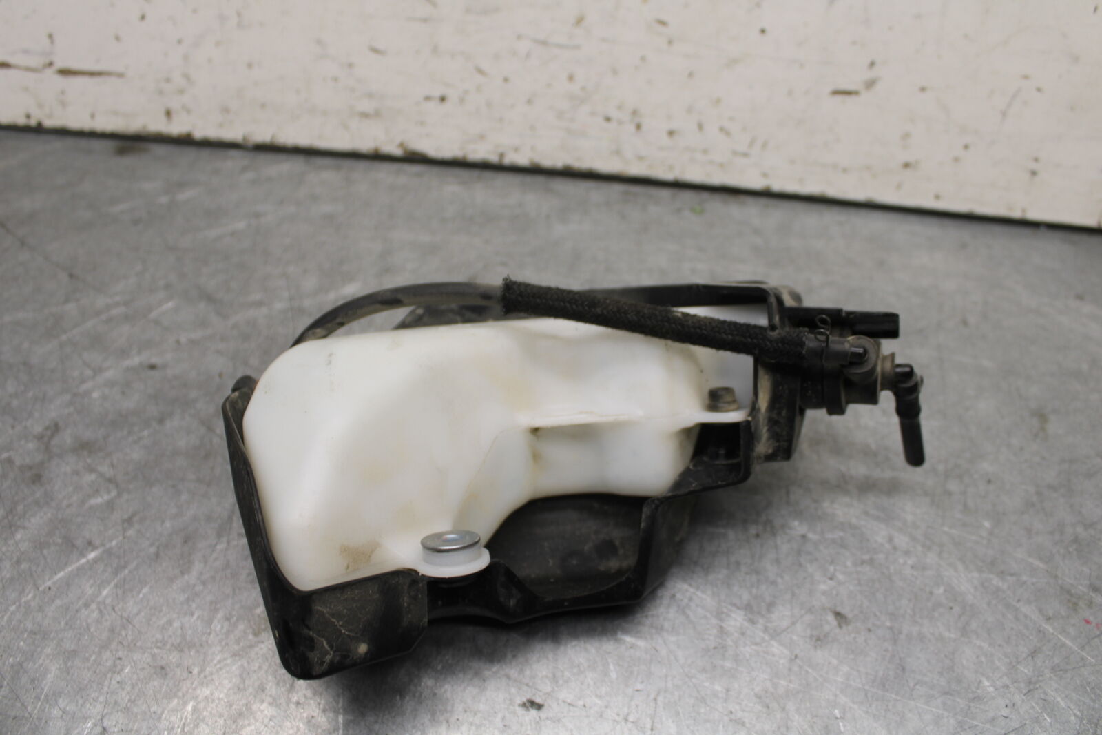 22-24 YAMAHA XSR900 COOLANT WATER TANK RESERVOIR BOTTLE BB683