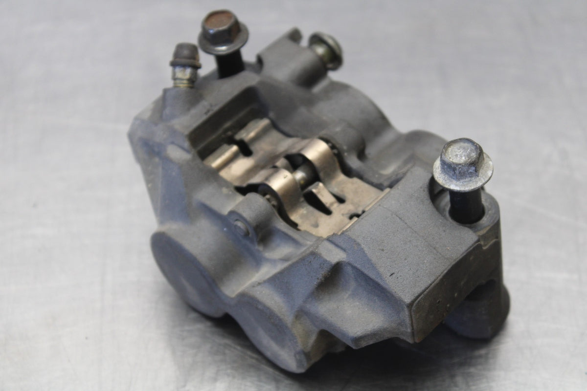 05 YAMAHA YZF R6 RIGHT LEFT FRONT BRAKE CALIPER SET PAIR CALIPERS BB858