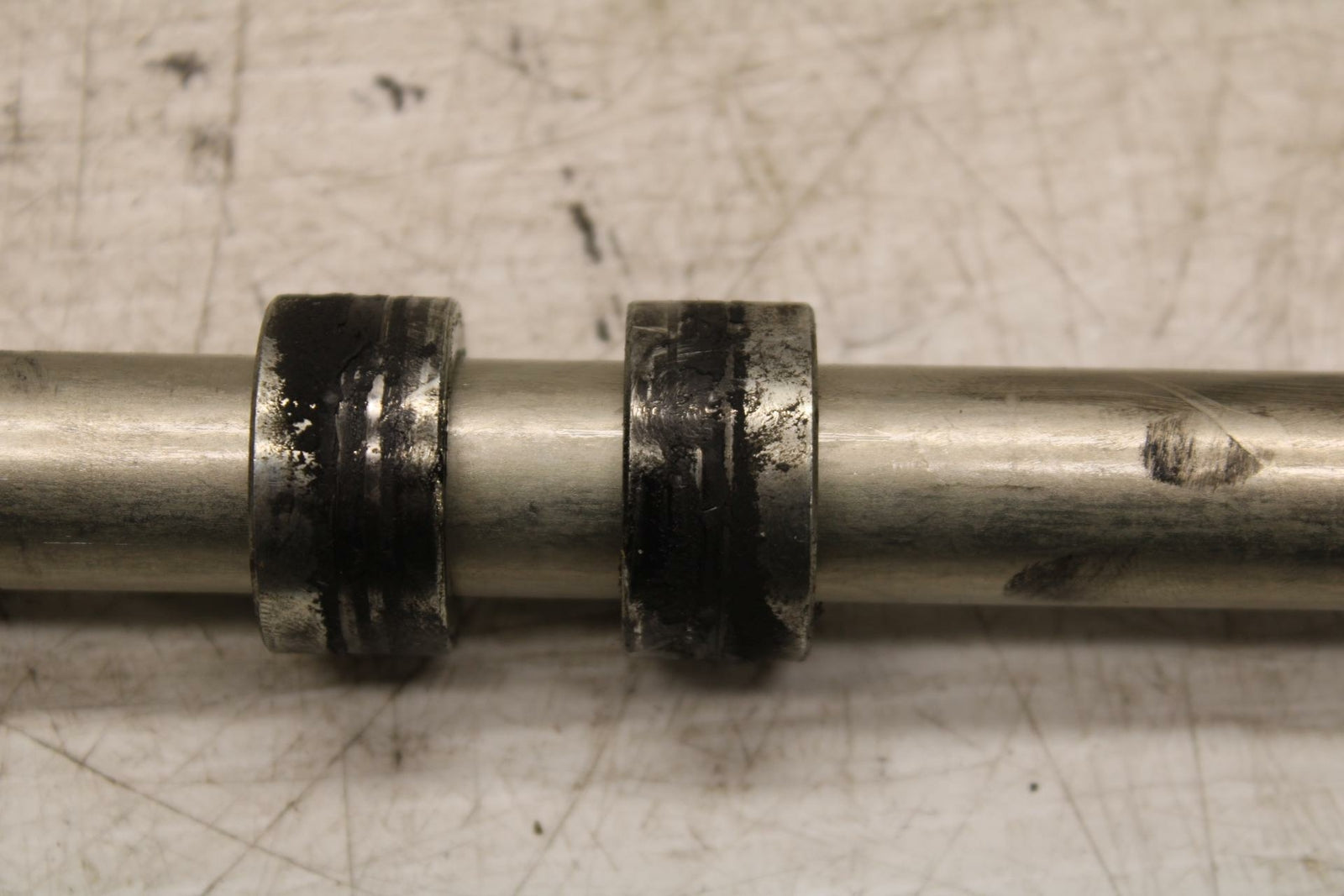 17-20 KAWASAKI NINJA 650 FRONT WHEEL RIM AXLE PIVOT BOLT BB364