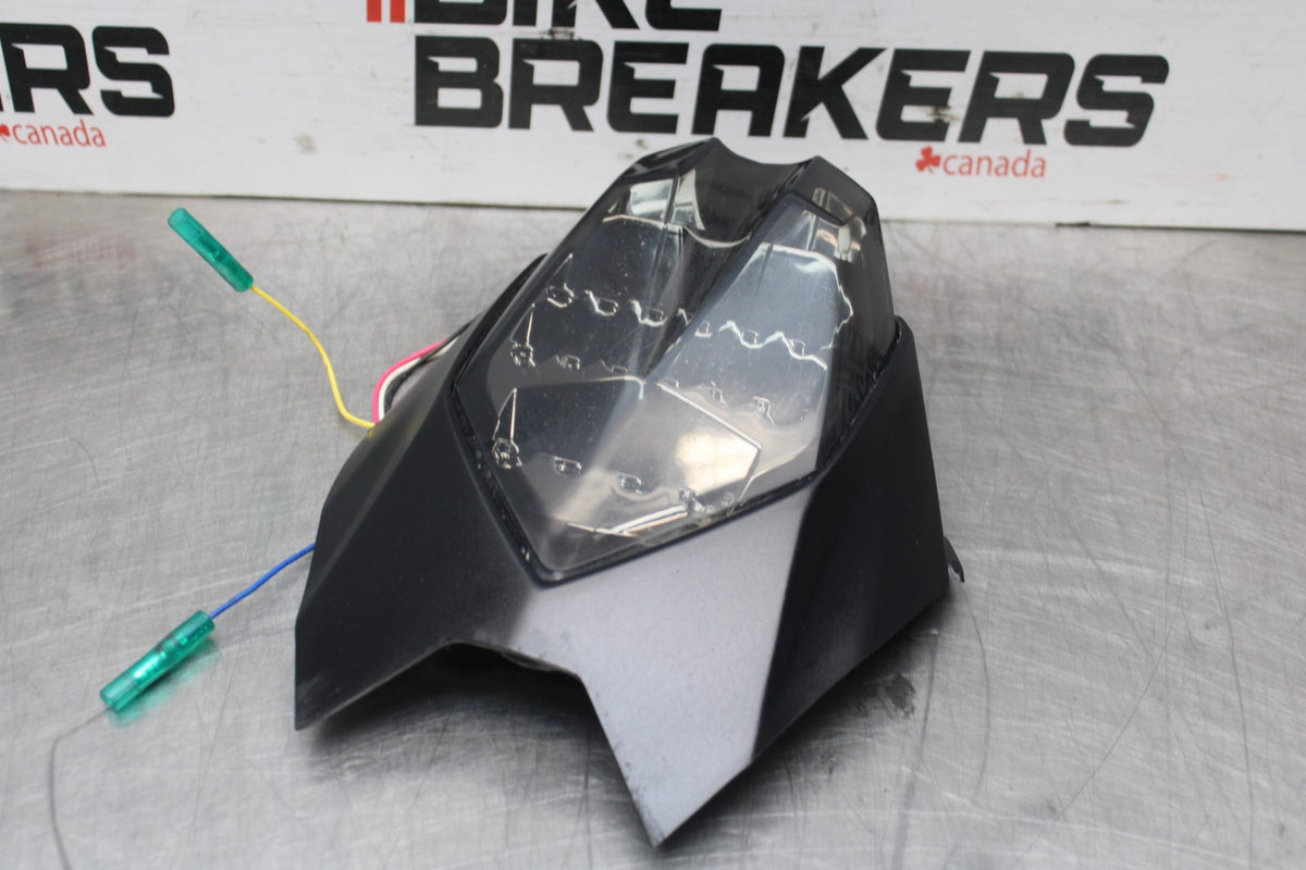 14 TRIUMPH STREET TRIPLE ABS AFTERMARKET REAR TAILLIGHT BACK BRAKE LIGHT  BB808