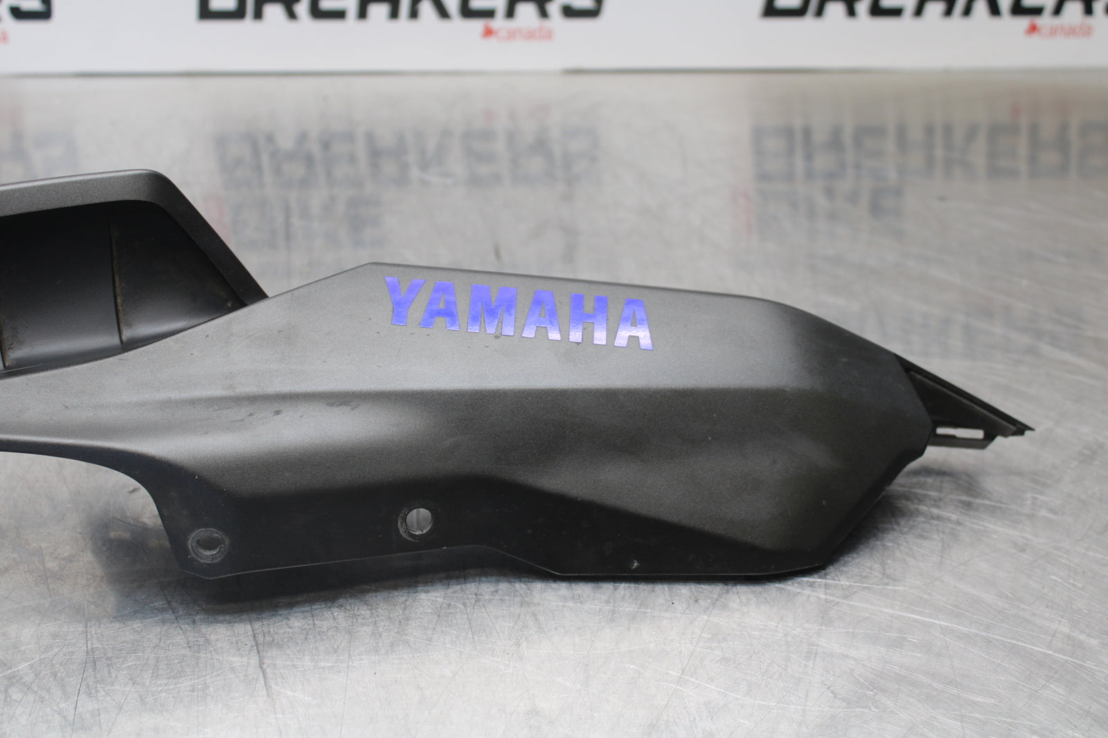 14-17 YAMAHA FZ07 RIGHT REAR BACK TAIL FAIRING COWL SHROUD BB162