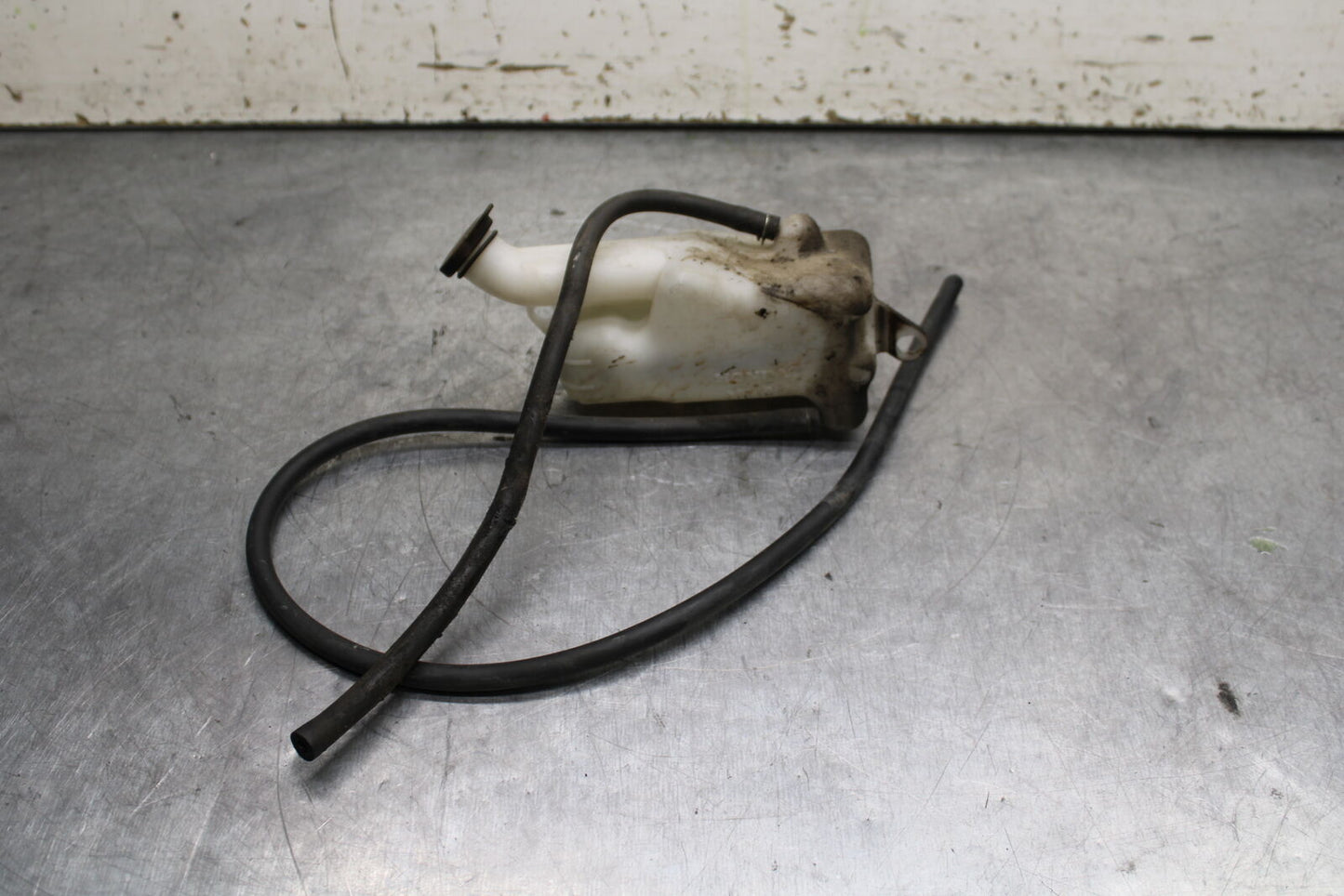 15-16 HONDA CB300F COOLANT WATER TANK RESERVOIR BOTTLE BB740