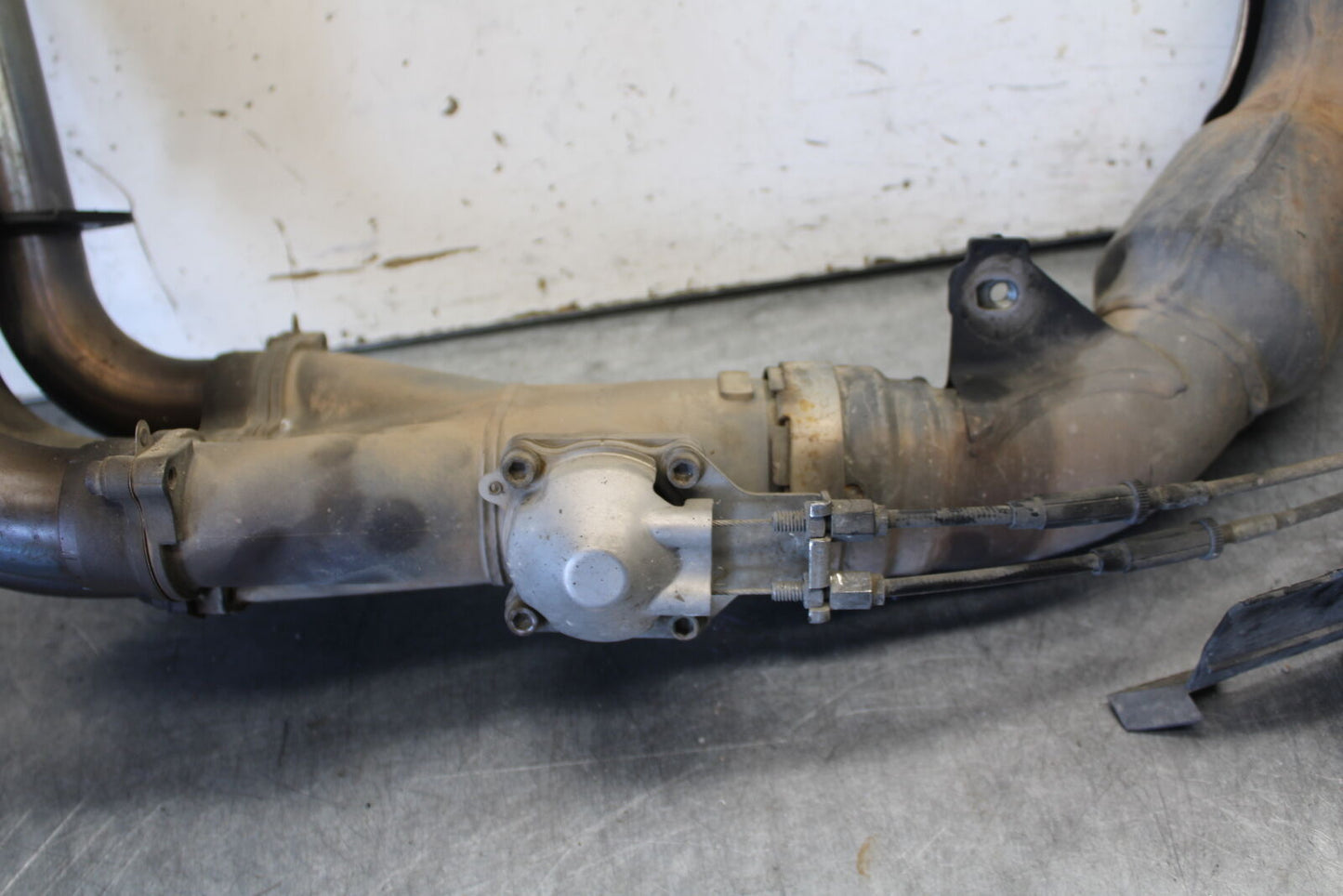 07-08 YAMAHA YZF R1 EXHAUST HEADER PIPES MANIFOLD BB675