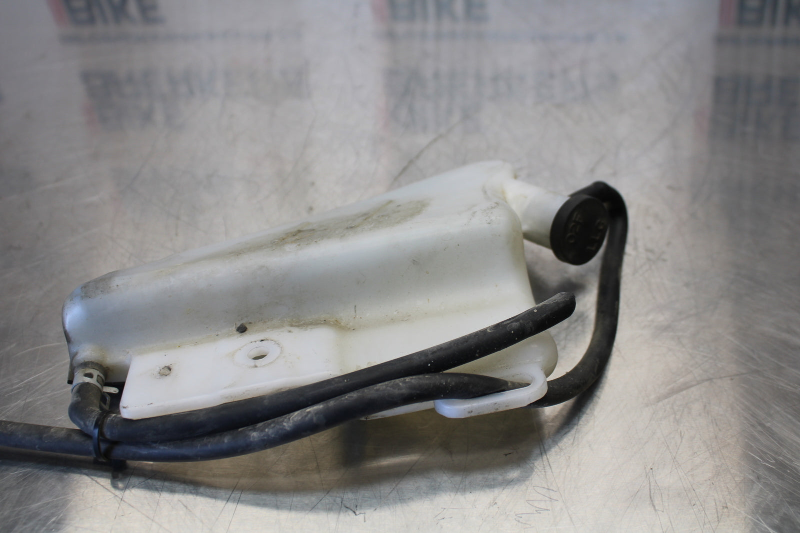 11 SUZUKI GSXR1000 COOLANT WATER TANK RESERVOIR BOTTLE BB142