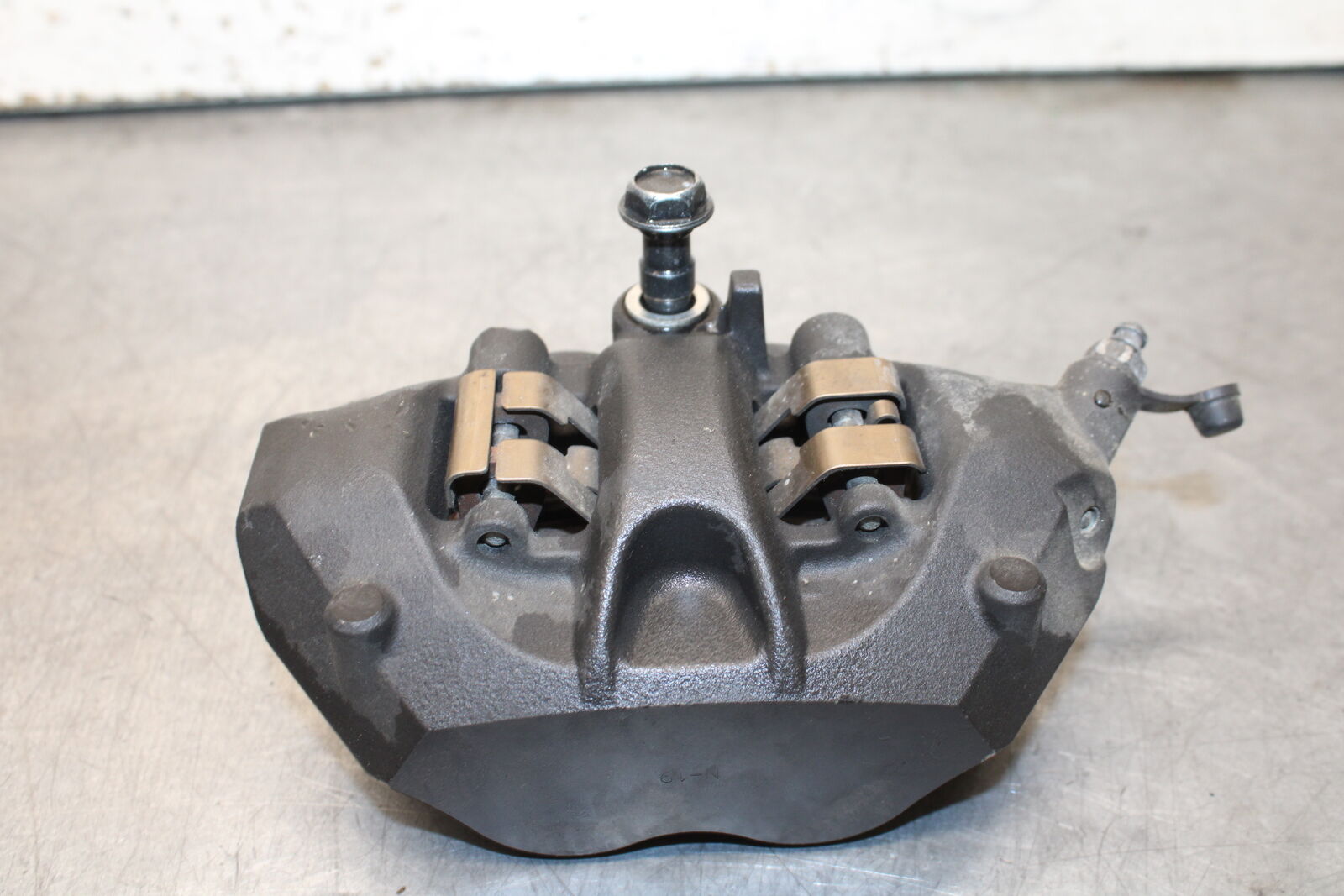 13-17 KAWASAKI NINJA ZX6R ZX636E RIGHT LEFT FRONT BRAKE CALIPER SET PAIR BB735