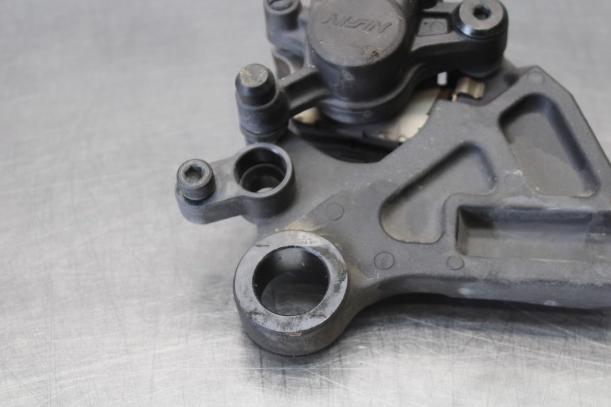 13-18 KAWASAKI NINJA ZX6R REAR BACK BRAKE CALIPER W MOUNT BRACKET BB908