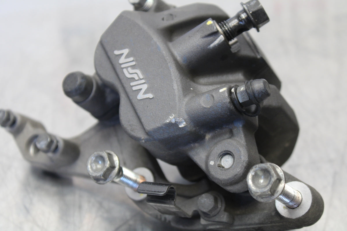 15-16 HONDA CB300F RIGHT FRONT BRAKE CALIPER BB150