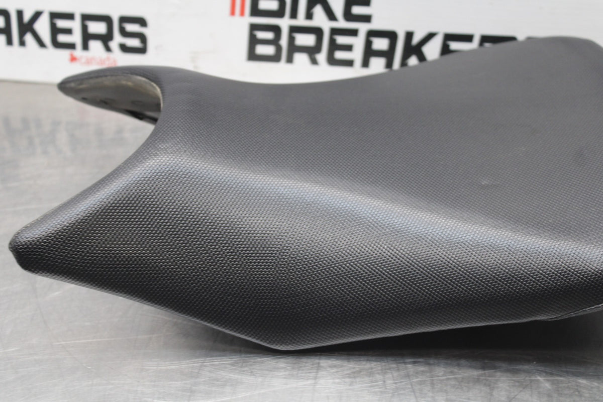 18 HONDA CB500F FRONT DRIVERS SEAT PAD SADDLE PILLION BB861