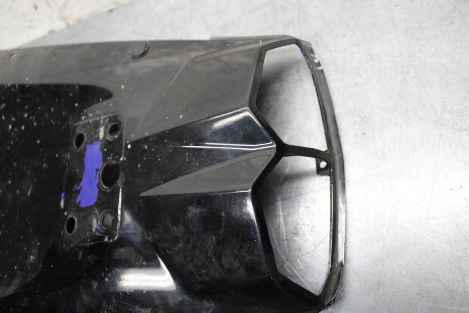 05 YAMAHA YZF R6S BLACK REAR BACK TAIL UNDERTAIL FAIRING COWL FENDER BB462