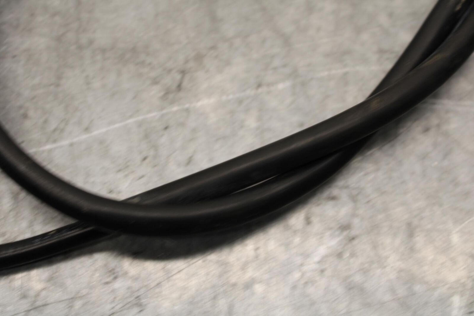 19 YAMAHA YZF R3 CLUTCH CABLE LINE 1WD-F6335-00-00 BB56