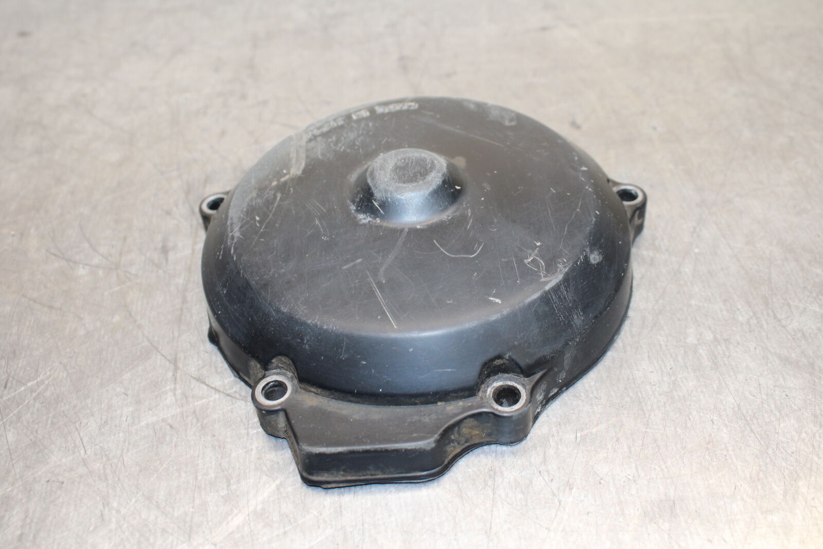 82-83 YAMAHA IT175 ENGINE MOTOR STATOR GENERATOR MAGNETO COVER BB108