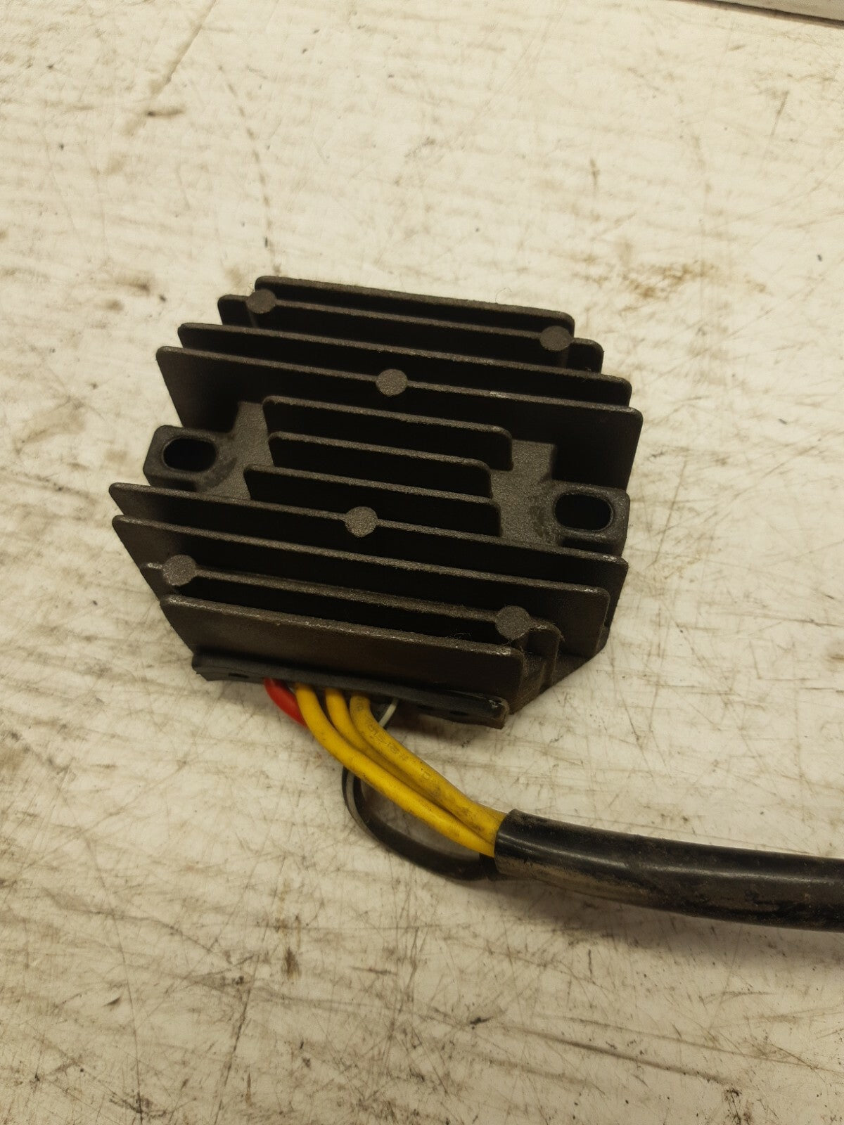 99-02 SUZUKI SV650S RECTIFIER VOLTAGE REGULATOR BB299