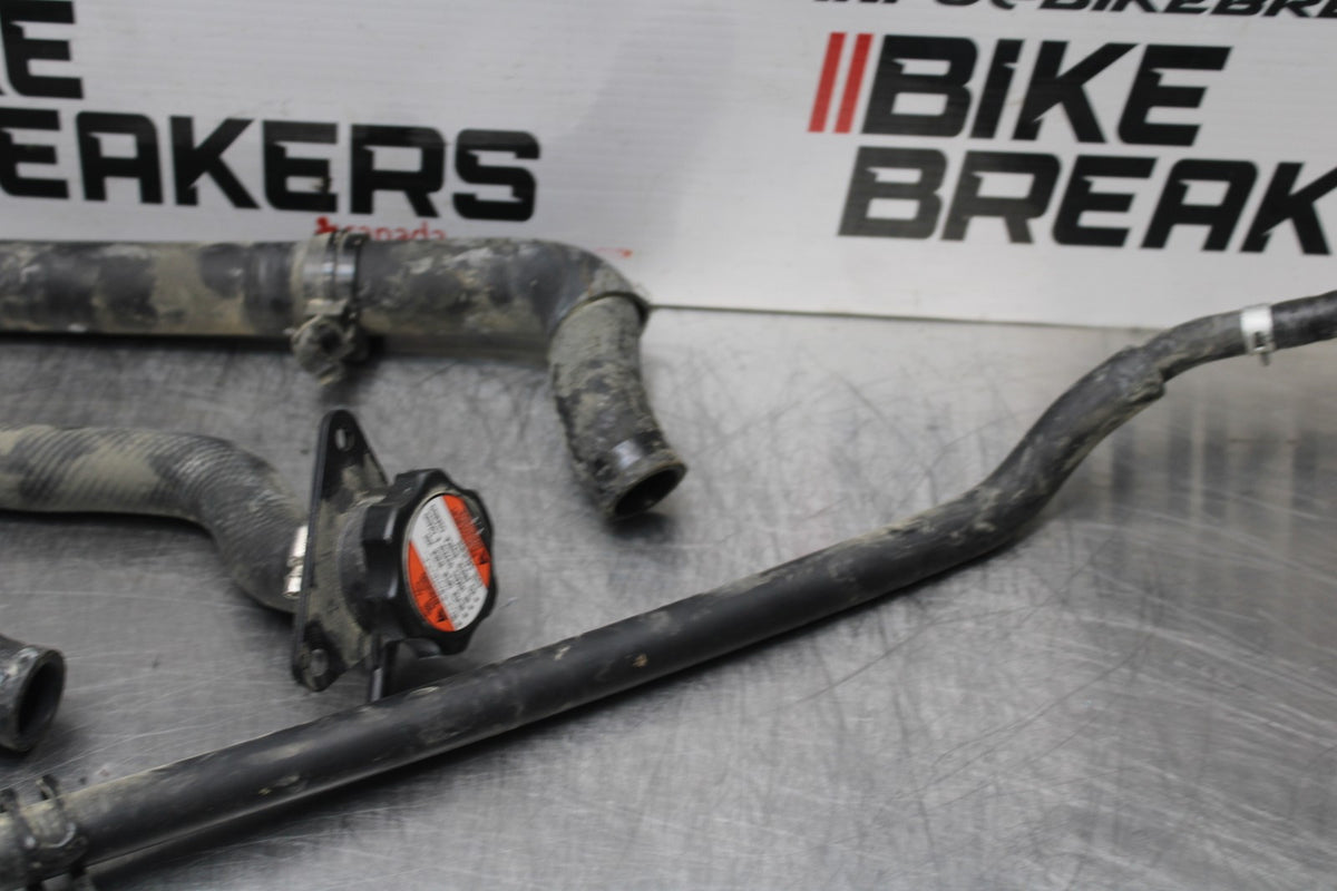 15 SUZUKI BOULEVARD C50 RADIATOR HOSES ENGINE COOLANT WATER PIPES HOSES BB775